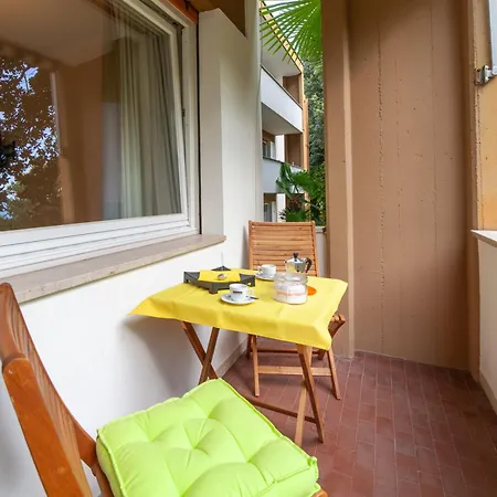 Amarillo アパート メラーノ